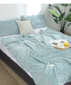 Mint Ribbed Fleece Blanket